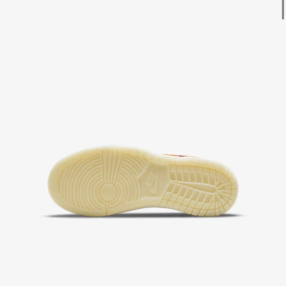 Nike Kids Grade School Dunk Low Shoe NWT - Picture 6 of 16